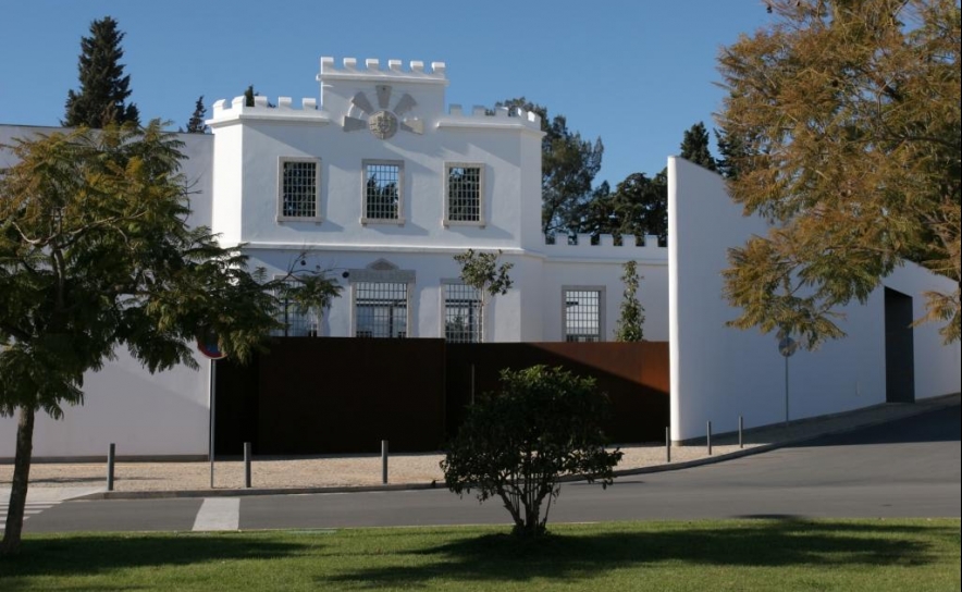 Reitor da Universidade do Algarve apresenta livro em Tavira