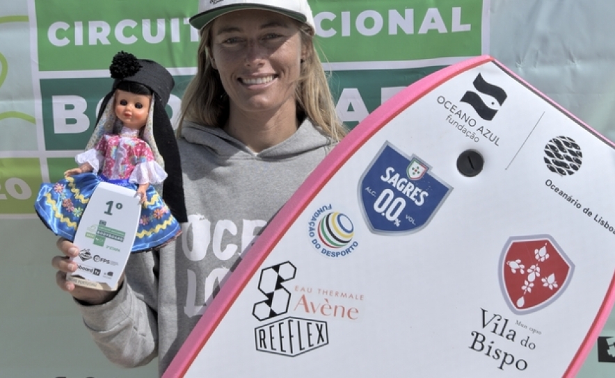 JOANA SCHENKER vence na Nazaré