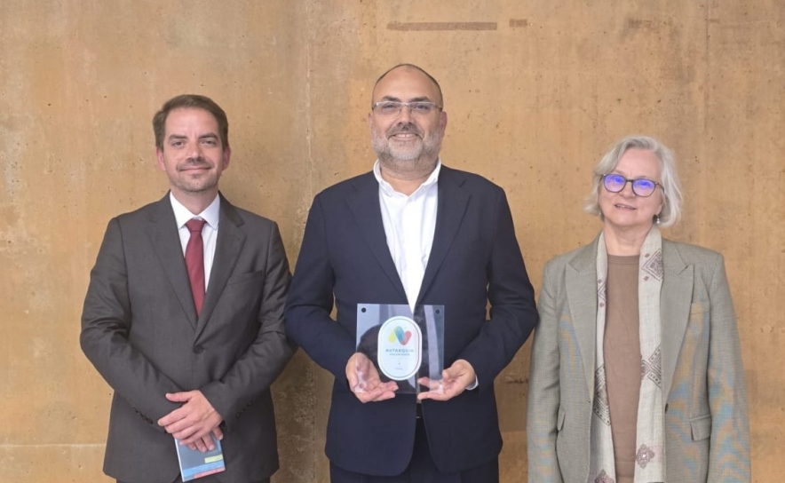 Álvaro Bila Presidente da Câmara Municipal de Portimão; José Cardoso Vereador da Câmara Municipal de Portimão e Dora Pereira Diretora do Departamento de Desenvolvimento do Munícipe Álvaro Bila Presidente da Câmara Municipal de Portimão; José Cardoso Vereador da Câmara Municipal de Portimão e Dora Pereira Diretora do Departamento de Desenvolvimento do Munícipe