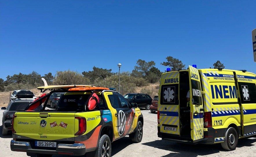 Auxiliado homem em dificuldades na praia de Monte Gordo