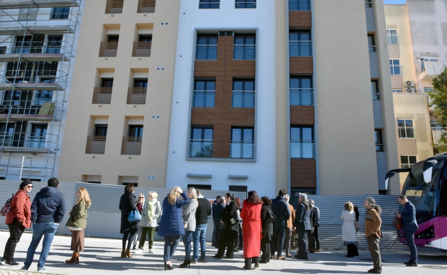 Visita o andar-modelo da Urbanização Clona em Vale de Rãs  