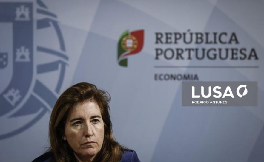 Apoio às empresas que aderiram ao «lay-of» começa a ser pago hoje