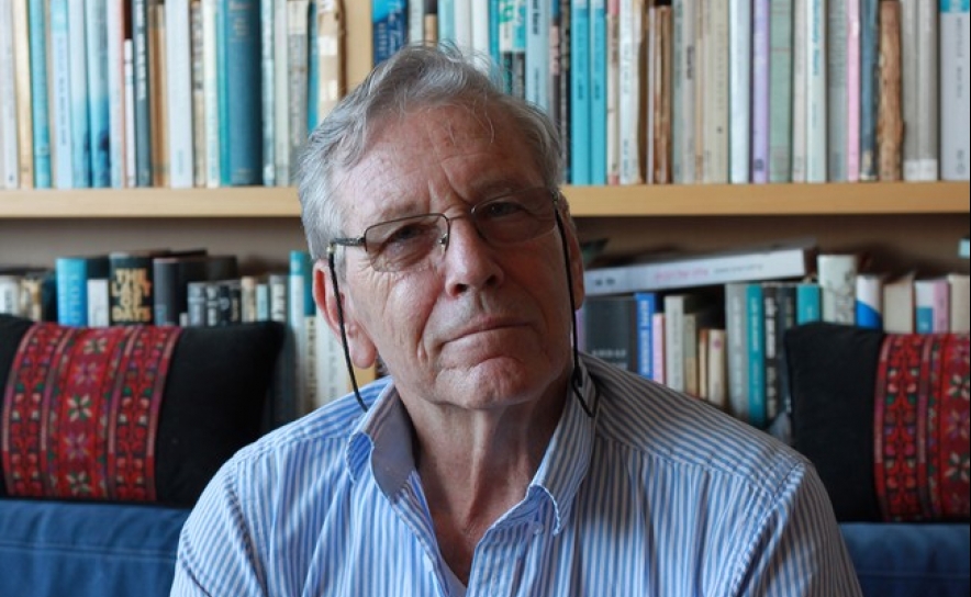 Amos Oz autor do mês de novembro na Biblioteca Municipal