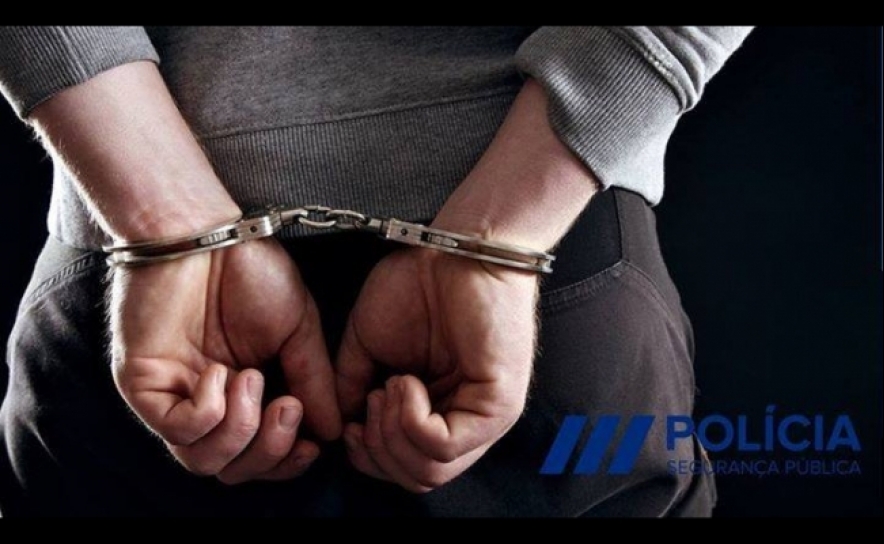 PSP de Portimão interseta 2 suspeitos de furtos a residências