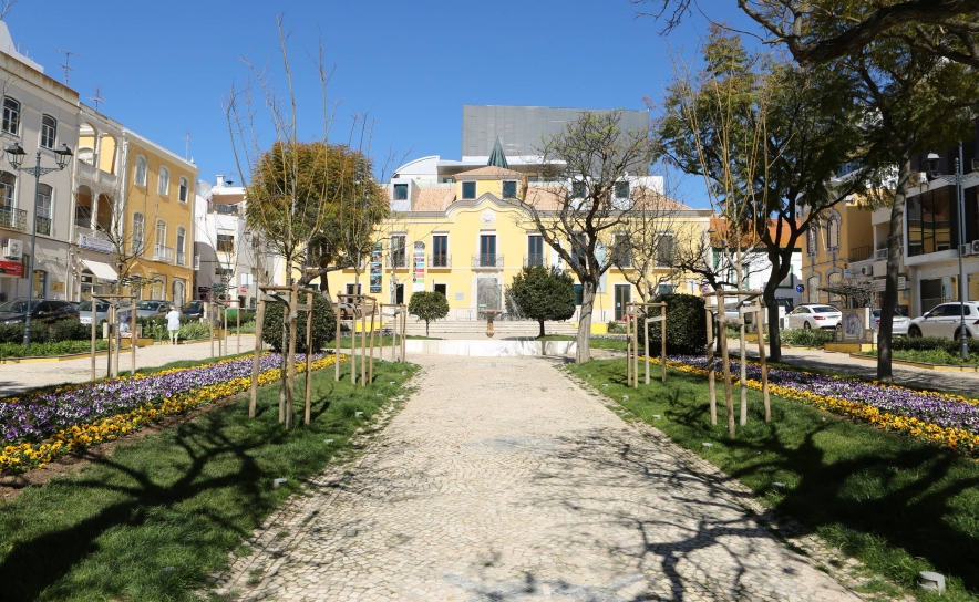 Jardim 1 de Dezembro