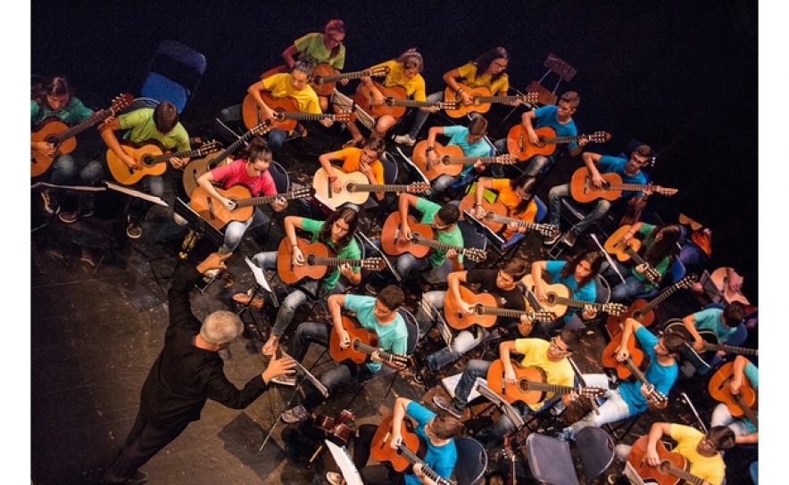 Município de Lagos renova apoio à Orquestra Juvenil de Guitarras do Algarve