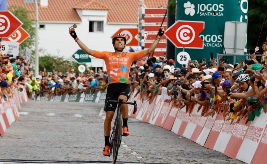 LUÍS ÁNGEL MATÉ VENCE NA GUARDA E ARTEM NYCH VESTE DE AMARELO