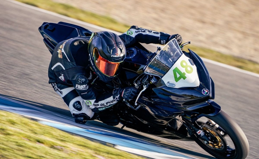 Team Motoclube de Loulé Concelho Martim Jesus pontuou nas 300