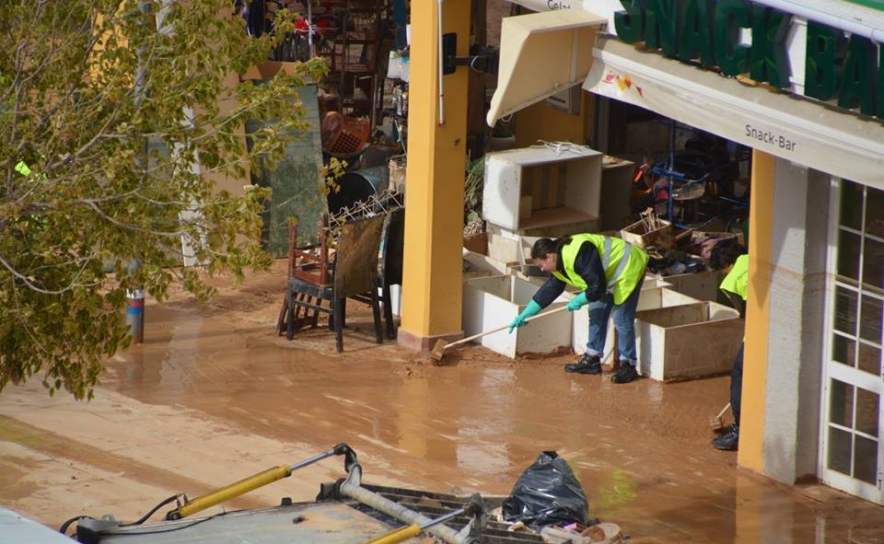 Dez minutos de chuva intensa criaram inundações «esporádicas» em Albufeira