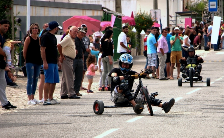 Centenas assistiram à II Corrida de Carrinhos de Rolamentos no Monte Francisco 