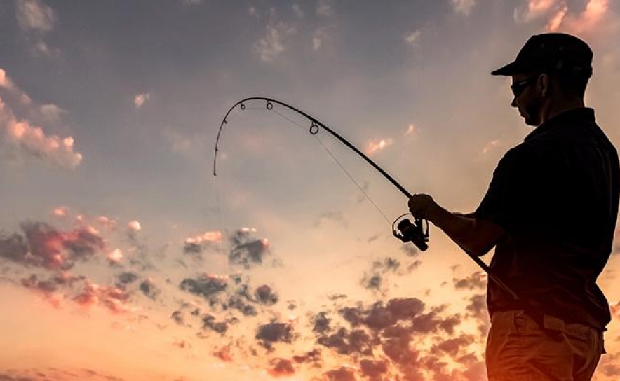 Homem de 77 anos morre a pescar em escarpa em Porto Covo