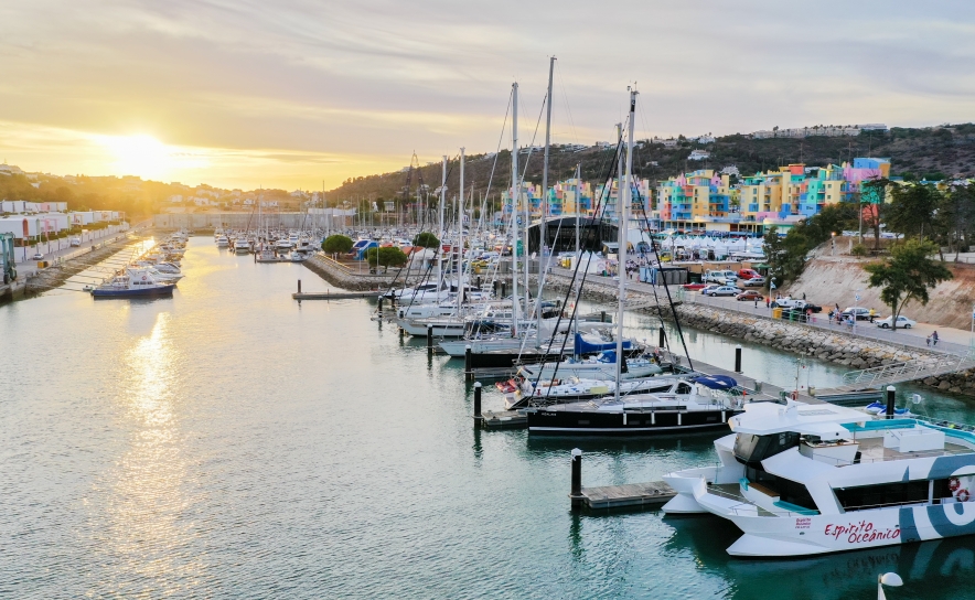 Marina de Albufeira Galardoada com Bandeira Azul da ABAE