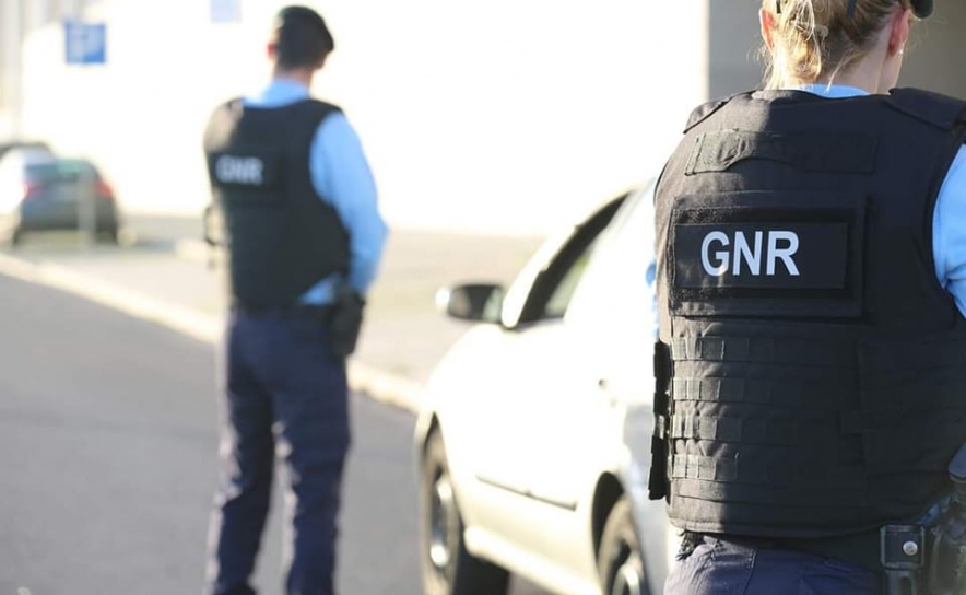 Quatro mortos em acidentes na 6.ª feira elevam para 13 total de vítimas na operação da GNR