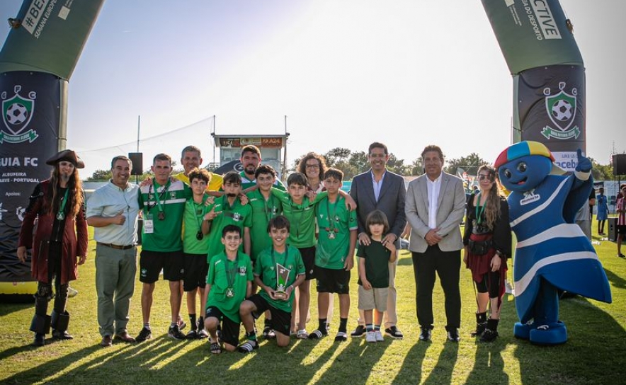 Infantis A - 2. Lugar PRATA (Guia Futebol Clube) Infantis A - 2. Lugar PRATA (Guia Futebol Clube)