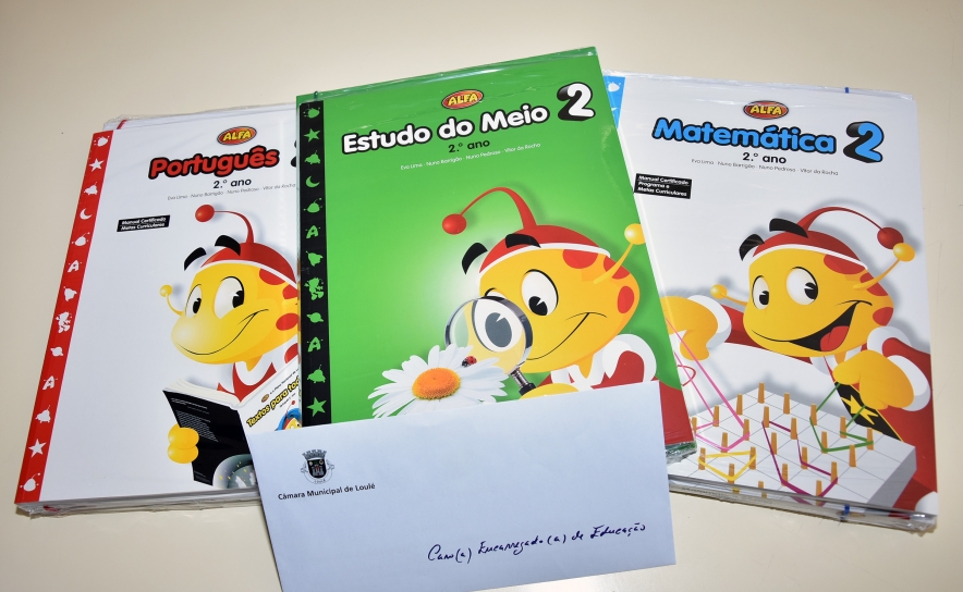 Autarquia de Loulé garante livros escolares gratuitos pelo segundo ano consecutivo