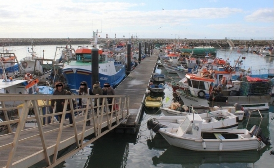 PSD Quarteira – Porto de Pesca de Quarteira: Para quando o melhoramento dos meios de segurança nos passadiços flutuantes de amarração? 