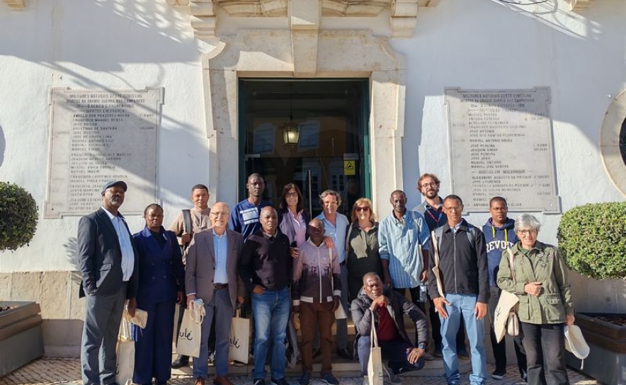 PROFESSORES DOS PALOP VISITAM LOULÉ NO ÂMBITO DE ENCONTRO INTERNACIONAL DE MATEMÁTICA