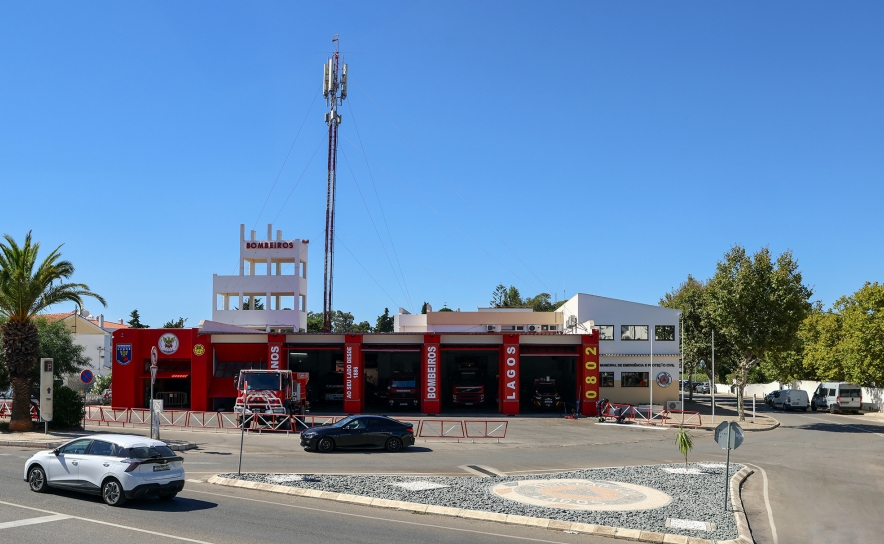 Autarquia apoia prontidão dos Bombeiros Voluntários de Lagos