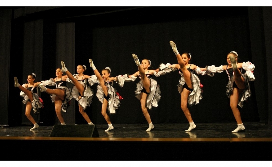 Associação CAPELA - Grupo de Dança Estrelinhas