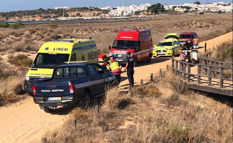 Três pessoas auxiliadas na Ria de Alvor em Portimão