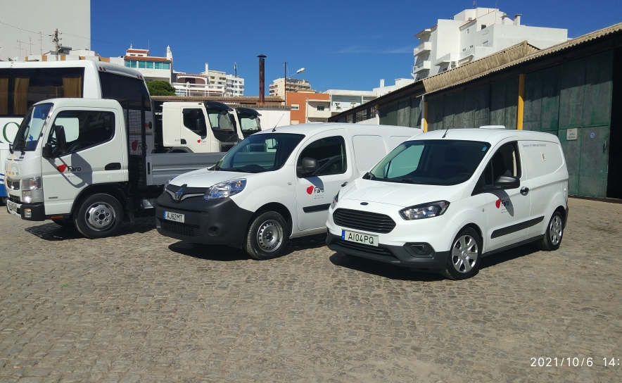 Município de Faro adquire cinco novas viaturas