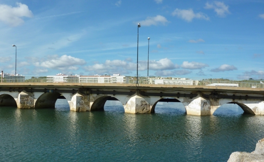 Ponte centenária de Lagos reabre ao trânsito mais de três anos depois de fechada