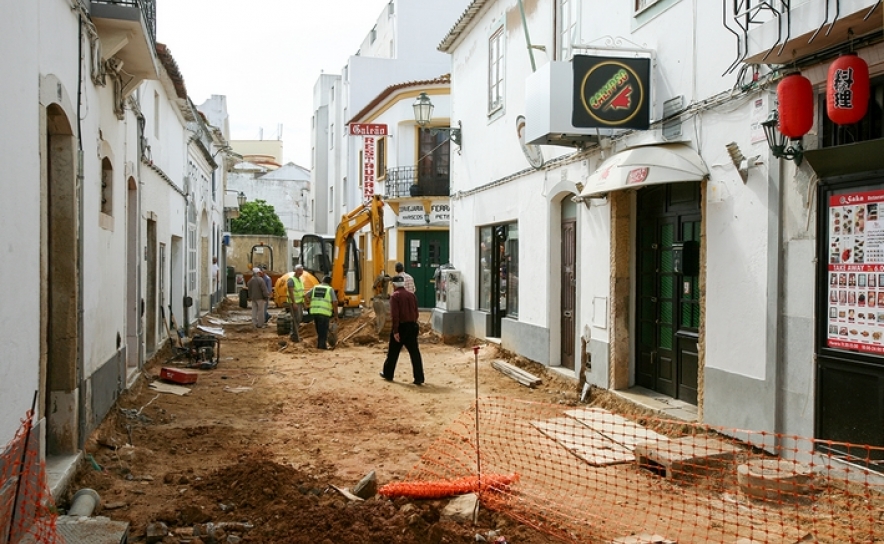 Obra de Requalificação de Pavimentos e Infraestruturas de Águas e Esgotos arranca este mês