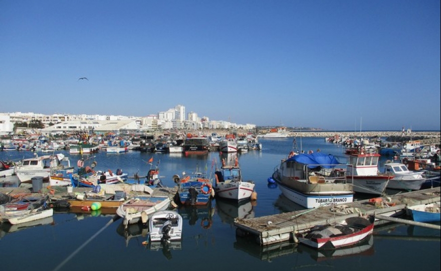 PSD Quarteira: Sobre o Porto de Pesca de Quarteira - Resposta à OP OlhãoPesca.