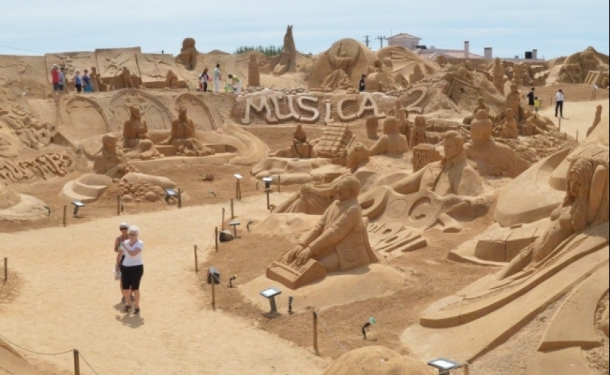 Esculturas em areia podem ser vistas até domingo