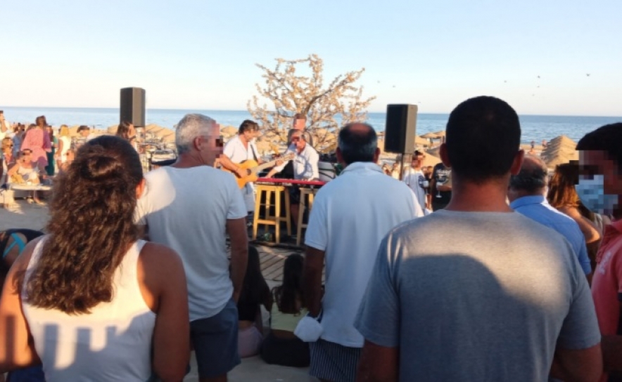 Covid-19: Interrompido evento com cerca de 300 pessoas na praia do Cabeço em Castro Marim