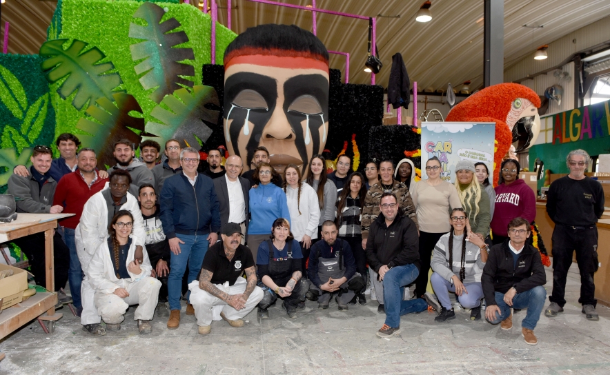 Equipa do Carnaval de Loulé de 2025 