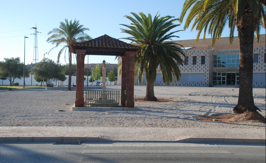 Nova empreitada para a conclusão do arranjo urbanístico da envolvente ao Palácio da Justiça encontra-se em fase de execução