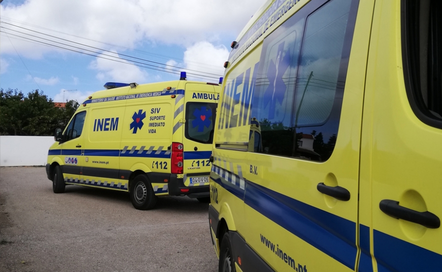 Greve para duas das oito ambulâncias de emergência pré-hospitalar no Algarve