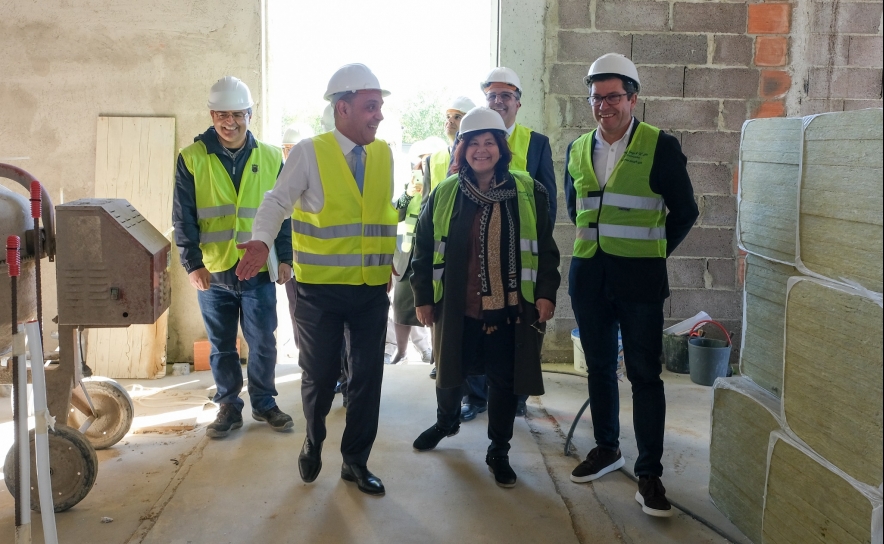 Loulé: Ministro da Saúde visitou local de construção da nova sede regional do INEM