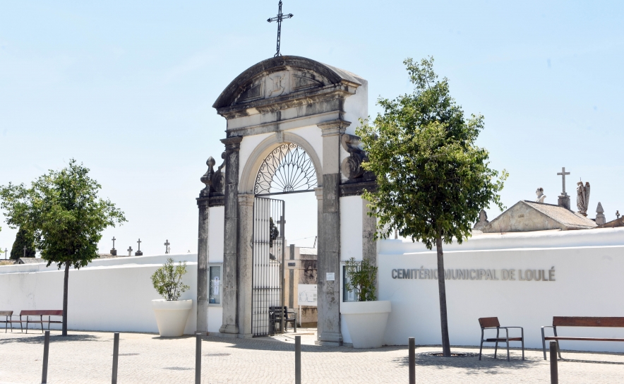 CEMITÉRIO DE LOULÉ: OBRAS DE AMPLIAÇÃO E BENEFICIAÇÃO JÁ DECORREM