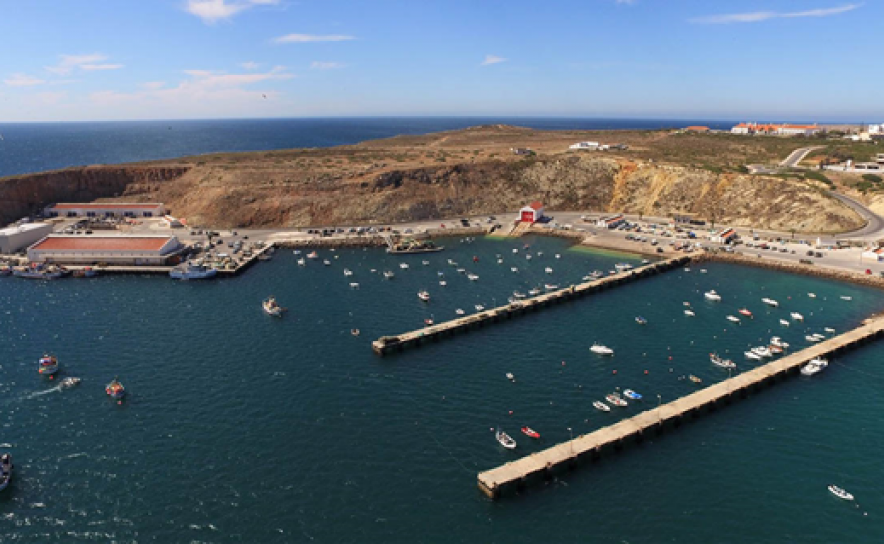 Docapesca lança concurso para instalação das redes de água e apetrechamento da ponte-cais sul do porto de pesca da Baleeira