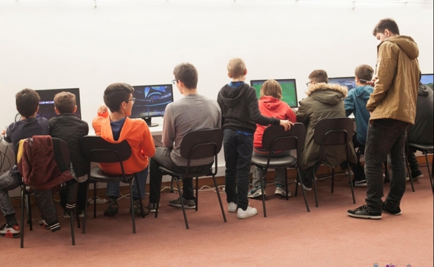 A Câmara de Lagoa promoveu o «Game Day» na sala polivalente do Auditório Municipal