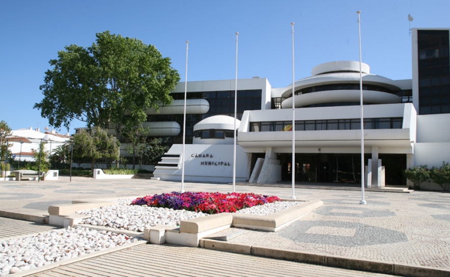 Município de Albufeira atribui louvor municipal 