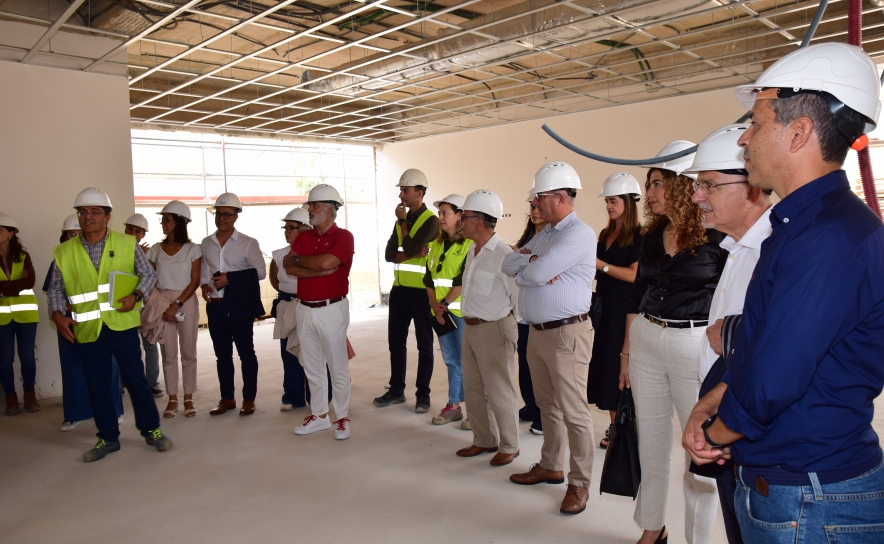 Visita as Obras da Escola Nova em Quarteira