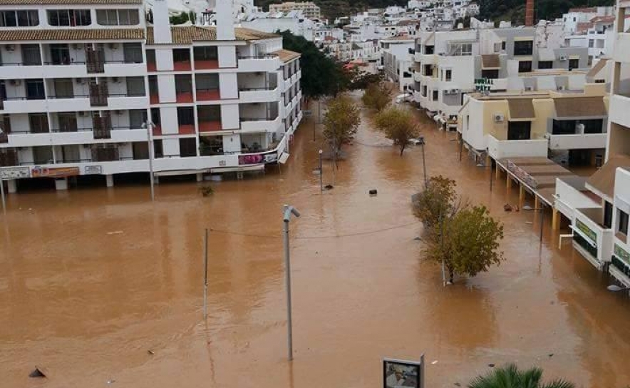 Deputados do PS visitam zonas atingidas por inundações no Algarve