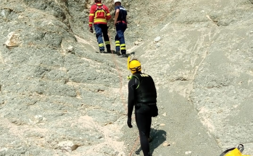 Resgatado jovem preso numa falésia junto à praia da Luz em Lagos