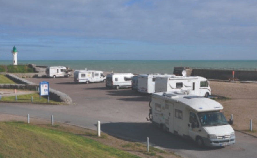 Prolongado diploma sobre regime de estacionamento e aparcamento de autocaravanas