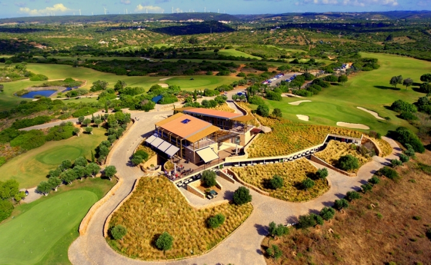 Espiche Golf reforça investimento no campo para melhorar a experiência dos golfistas no Barlavento Algarvio 