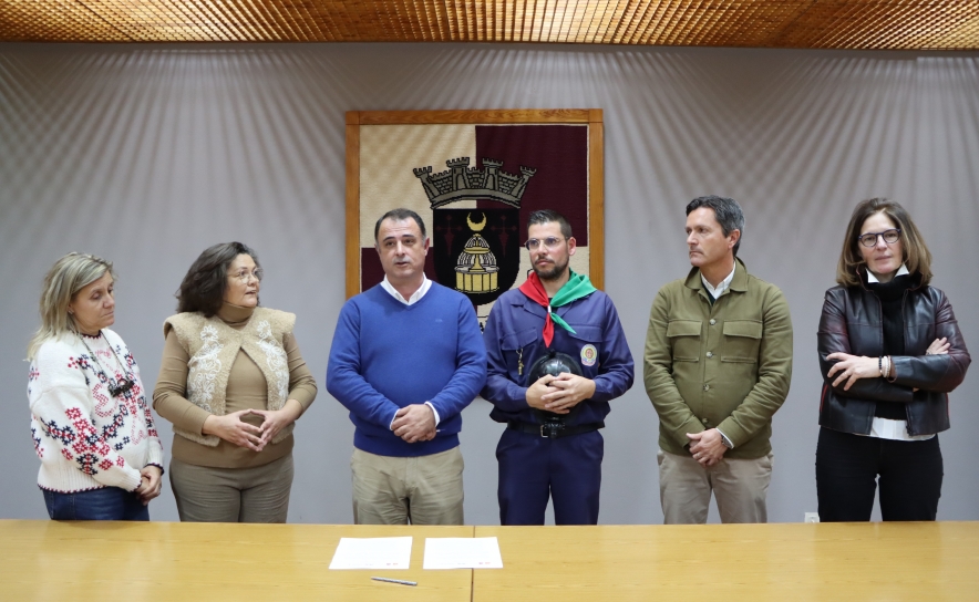 Câmara de Aljustrel assinou protocolo no Dia de Santa Bárbara para edição e publicação de uma fotobiografia alusiva aos 100 anos do Grupo Coral dos Mineiros 
