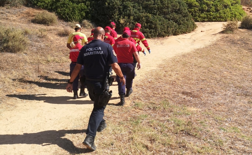 Encontrado corpo de homem na praia do Vale do Olival na Lagoa