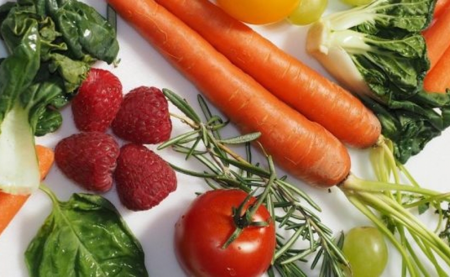 Auchan lança Happy Box contra o desperdício alimentar. 5Kg de frutas e legumes por 2,49 €