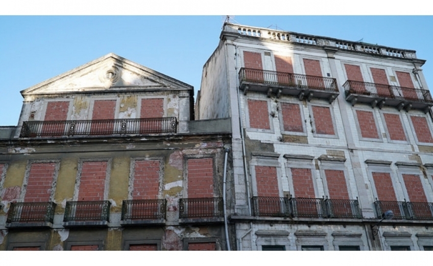 Faro e Lagos vão aplicar IMI a triplicar a casas devolutas