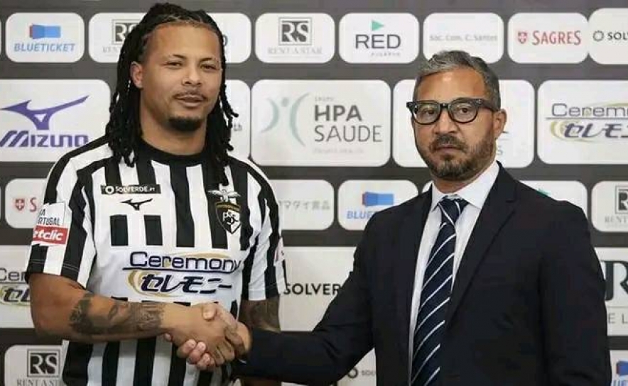 Extremo Hildeberto Pereira assina pelo Portimonense até 2025