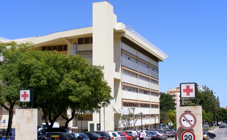 Mãe que levou recém-nascido internado de hospital de Faro regressou à unidade (ATUALIZAÇÃO)