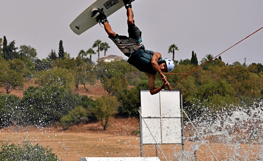 WAKEBOARD BRILHOU NO ALGARVE